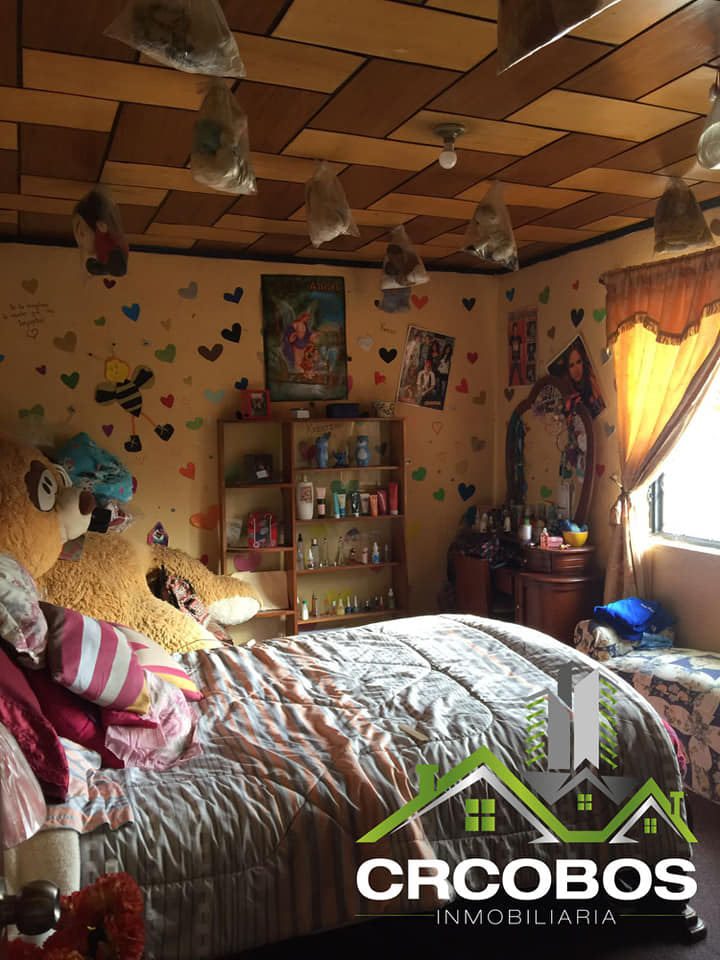 Casa de venta en Biblián - Image 8