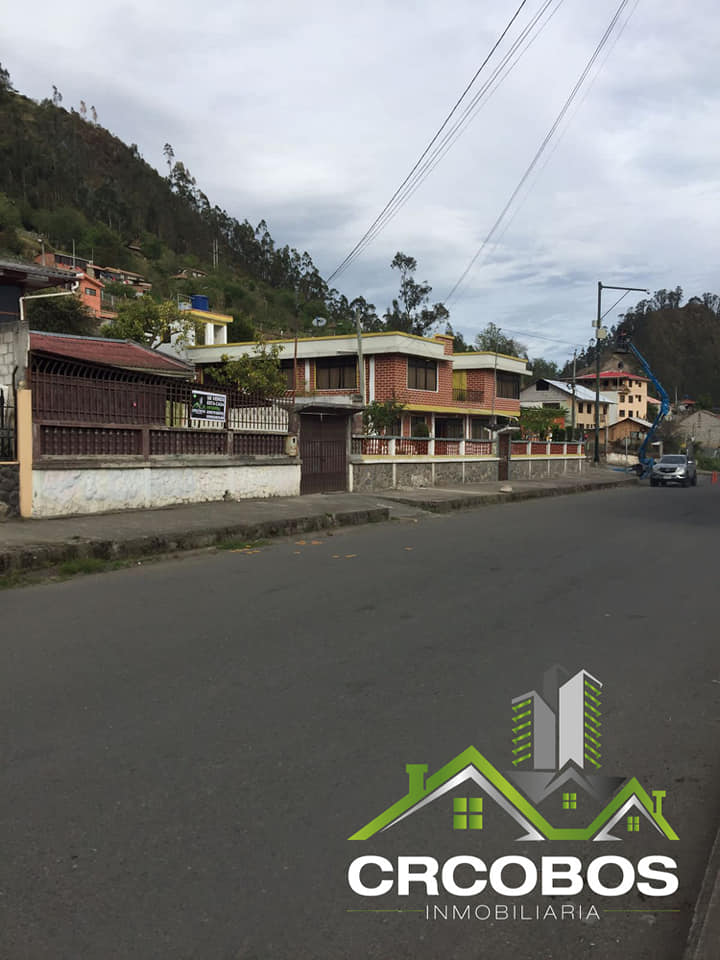 Casa de venta en Biblián - Image 2