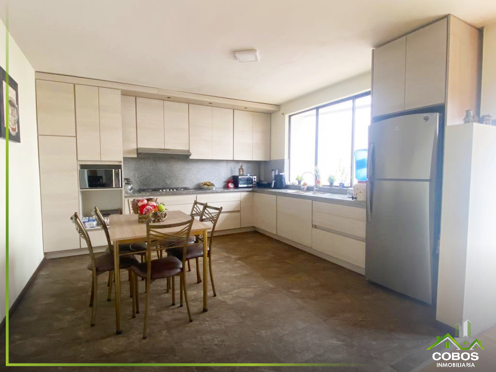 Casa de venta en Biblián - Image 5