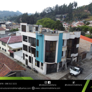 Edificio en venta en Biblián